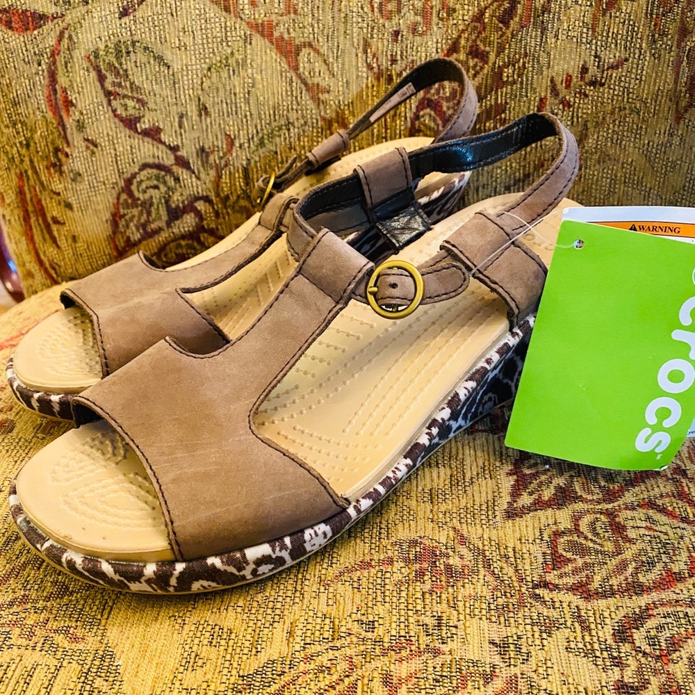 Croc Wedges